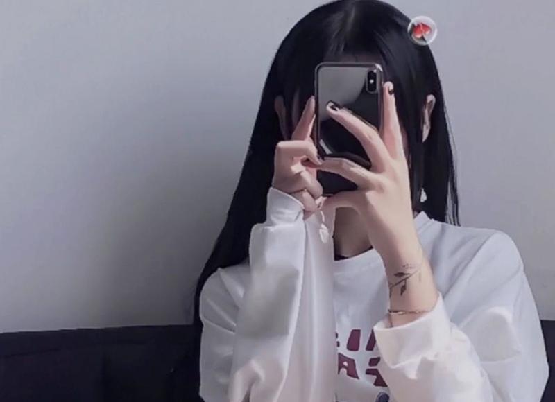  男朋友要我去他家住，我妈不同意