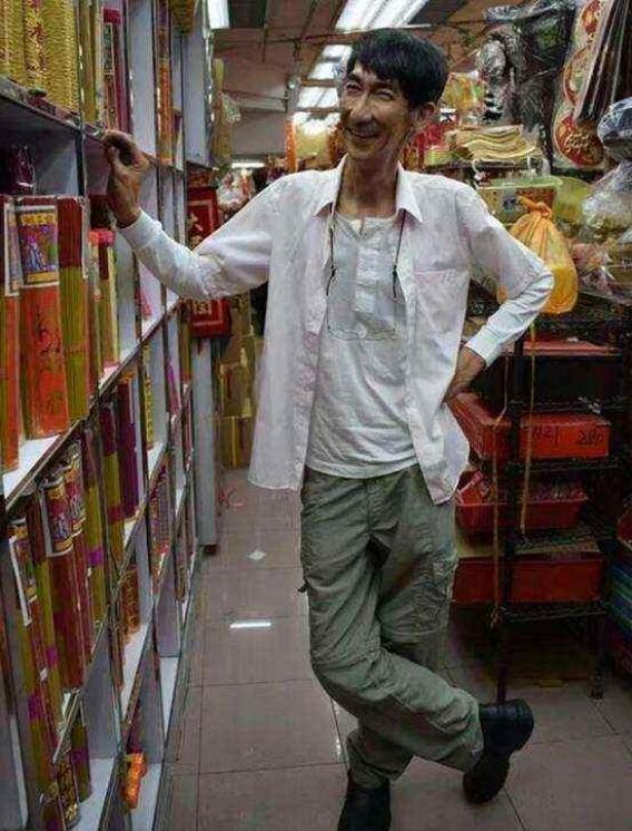 车保罗为什么那么瘦脸那么长,车保罗现状贫穷的原因 本文共(1052字) 车保罗为什么那么瘦脸那么长,车保罗现状贫穷的原因 本文共(1052字)