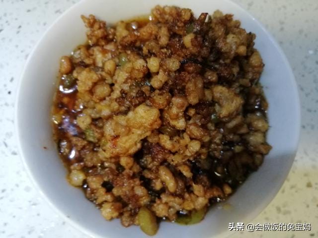 炸酱面的做法家常简单方便（炸酱面的家常做法）