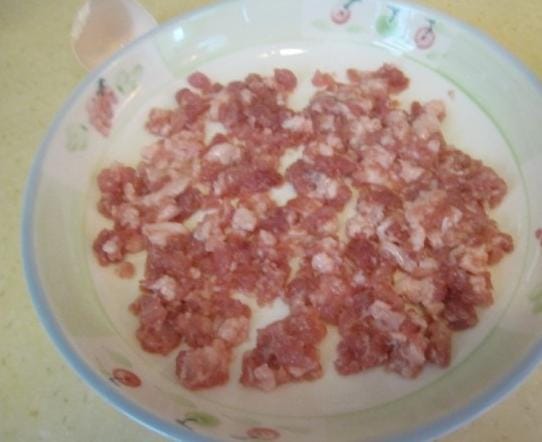 肉丁油焖茄子怎么做好吃（喜哥教你做营养美味的）