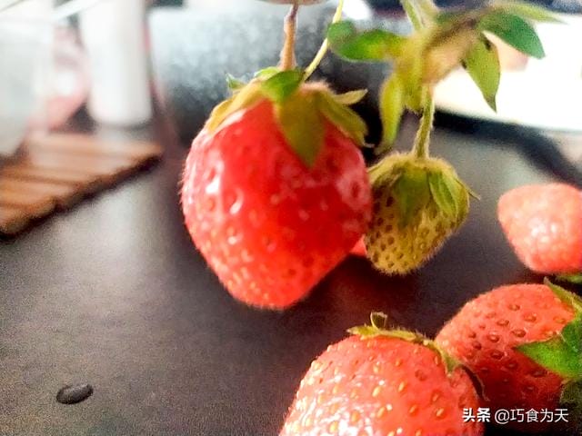 草莓酱的做法以及储存方法（草莓直接下锅煮就错了）