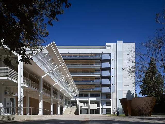 比ucla更好的大学(不输藤校的学术水平) 比ucla更好的大学(不输藤校的学术水平)