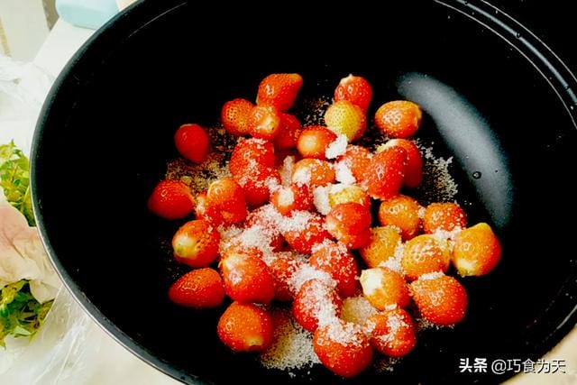 草莓酱的做法以及储存方法（草莓直接下锅煮就错了）
