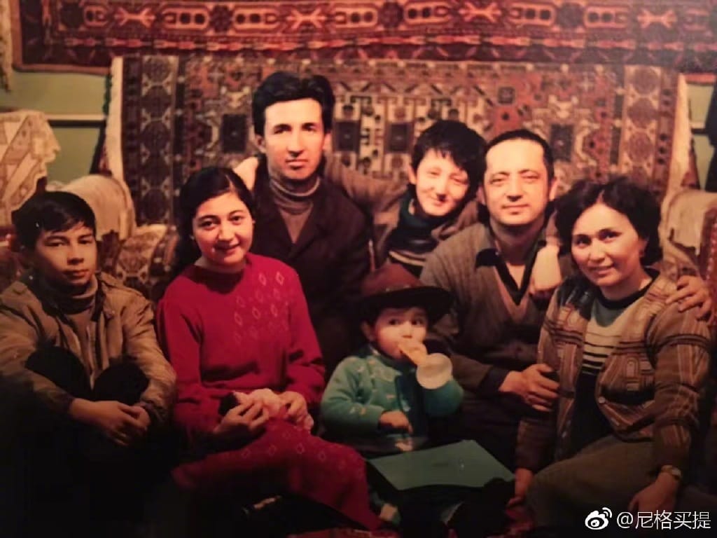 尼格买提是穆斯林吗?尼格买提一年收入有多少 本文共(1072字) 尼格买提是穆斯林吗?尼格买提一年收入有多少 本文共(1072字)