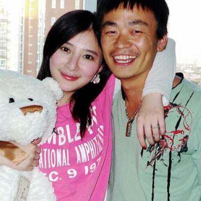 王宝强的老婆,王宝强的老婆叫什么(王宝强的老婆叫啥名字) 王宝强的老婆,王宝强的老婆叫什么(王宝强的老婆叫啥名字)