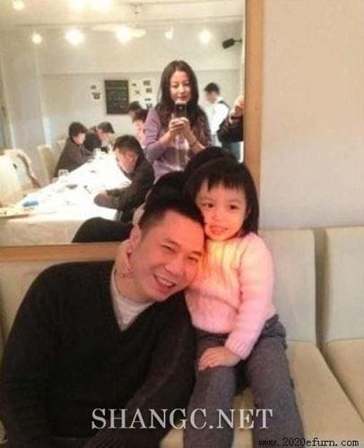 赵薇老公黄有龙微博,赵薇和黄有龙离了婚是真的吗,本文共(4642字) 赵薇老公黄有龙微博,赵薇和黄有龙离了婚是真的吗,本文共(4642字)