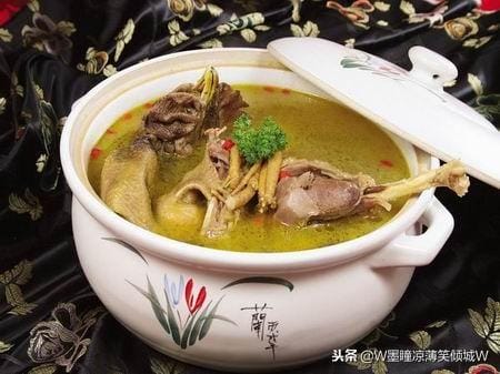 土鸡的做法怎么炖(美食做法炖土鸡) 土鸡的做法怎么炖(美食做法炖土鸡)