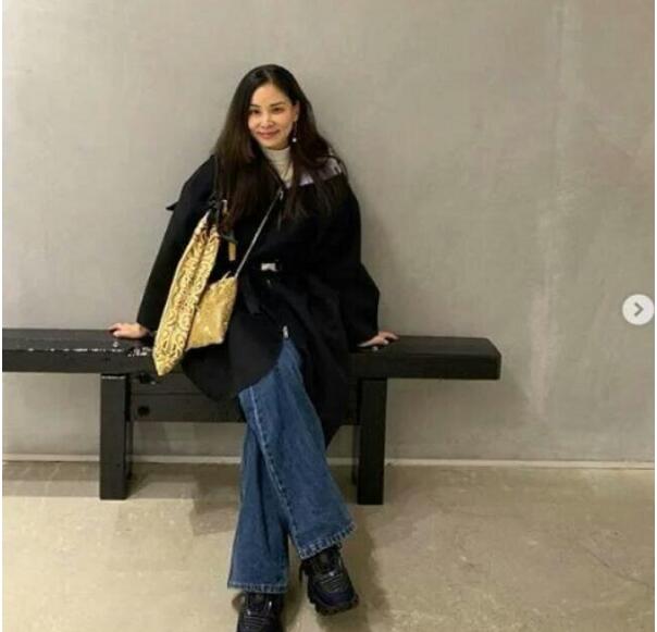 张东健高小英是形婚各玩各的,高小英家世超有钱? 本文共(1039字) 张东健高小英是形婚各玩各的,高小英家世超有钱? 本文共(1039字)