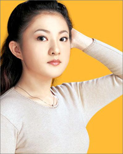 金铭的爸爸妈妈照片,金铭是刘雪华的女儿吗? 本文共(830字) 金铭的爸爸妈妈照片,金铭是刘雪华的女儿吗? 本文共(830字)