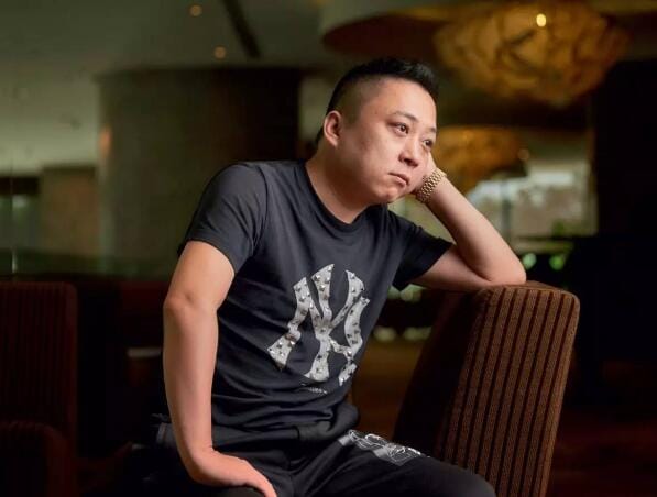 天下霸唱是不是盗墓的?他是怎么写出来鬼吹灯的 本文共(1006字) 天下霸唱是不是盗墓的?他是怎么写出来鬼吹灯的 本文共(1006字)