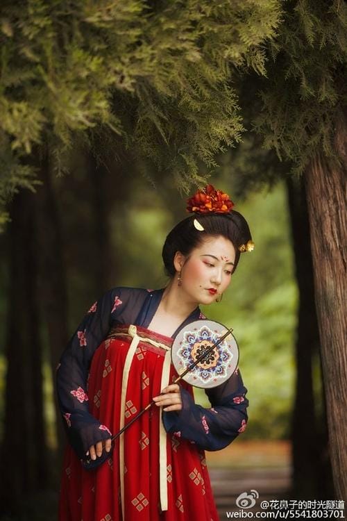 赵子琪走光,伊莎贝拉·莫奈好大,本文共(2162字) 赵子琪走光,伊莎贝拉·莫奈好大,本文共(2162字)