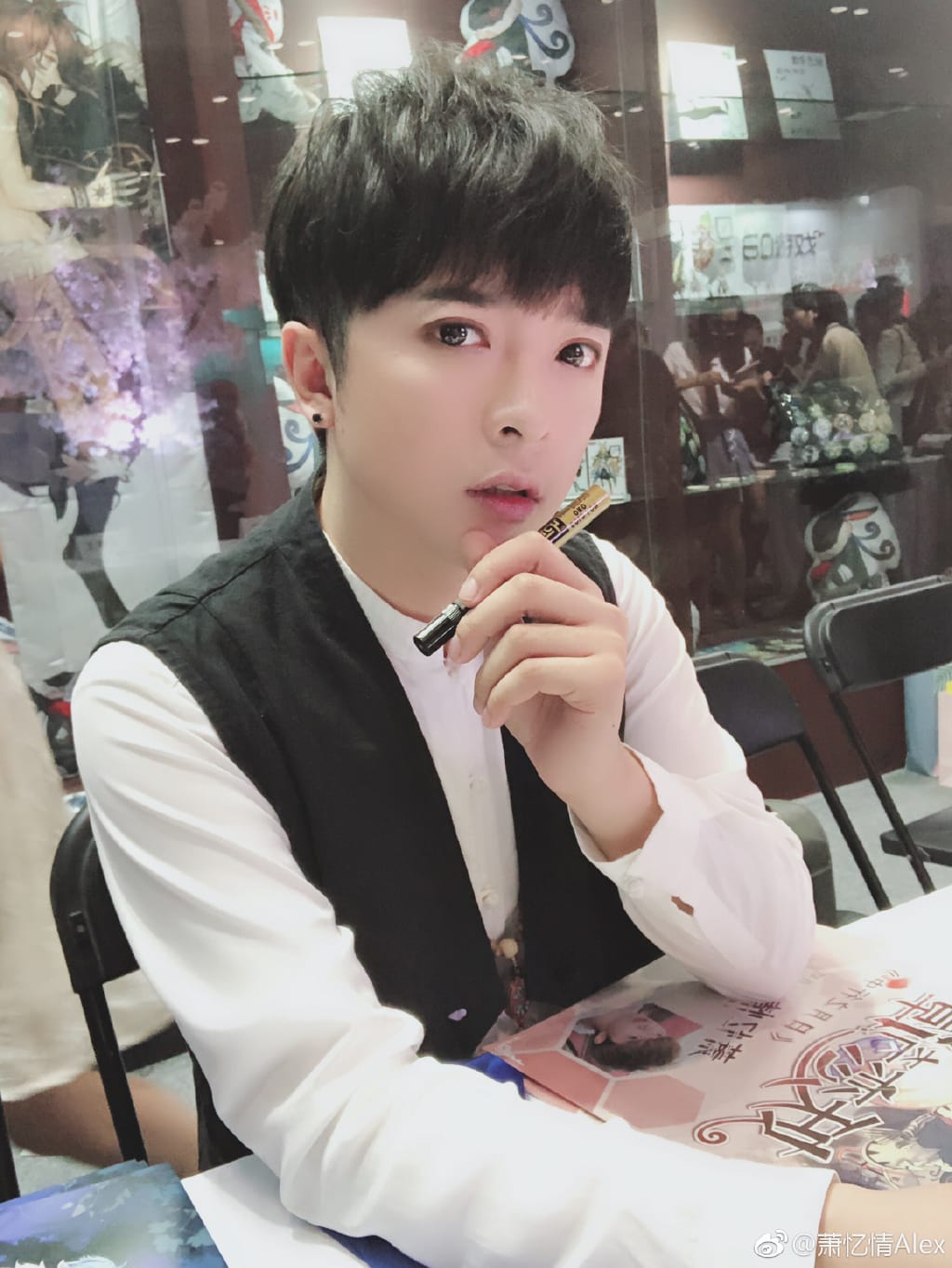 萧忆情和伦桑发生了什么俩人闹掰了?伦桑为什么退出满汉 本文共(980字) 萧忆情和伦桑发生了什么俩人闹掰了?伦桑为什么退出满汉 本文共(980字)