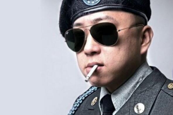 天下霸唱是不是盗墓的?他是怎么写出来鬼吹灯的 本文共(1006字) 天下霸唱是不是盗墓的?他是怎么写出来鬼吹灯的 本文共(1006字)