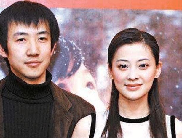 李小冉事件，李小冉白小t(李小冉的冷白皮)