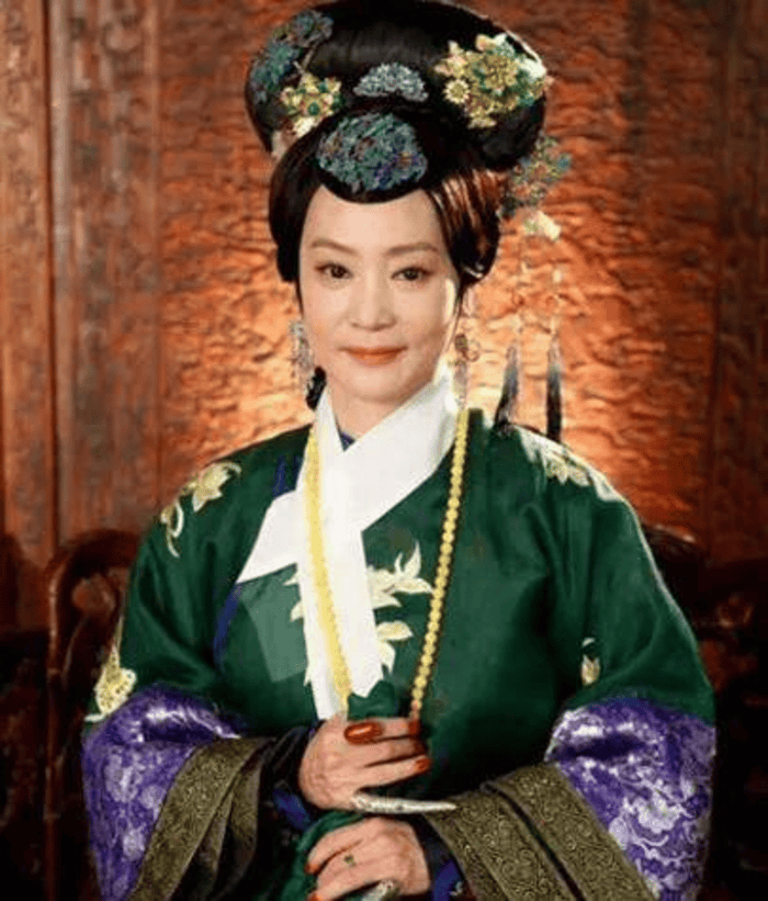 清朝嫔妃等级表及封号（清朝妃子的等级和封号）(图8)