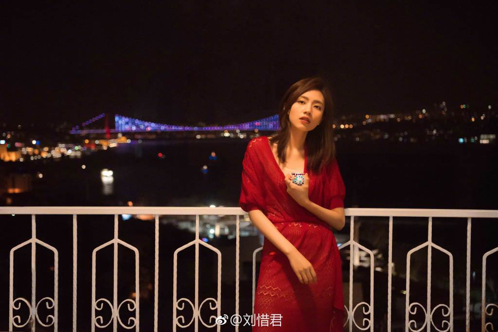刘惜君为什么叫二妹?刘惜君失声好了吗现状 刘惜君为什么叫二妹?刘惜君失声好了吗现状