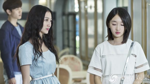 叶青是同性恋吗?叶青和周冬雨相比对照片 叶青是同性恋吗?叶青和周冬雨相比对照片