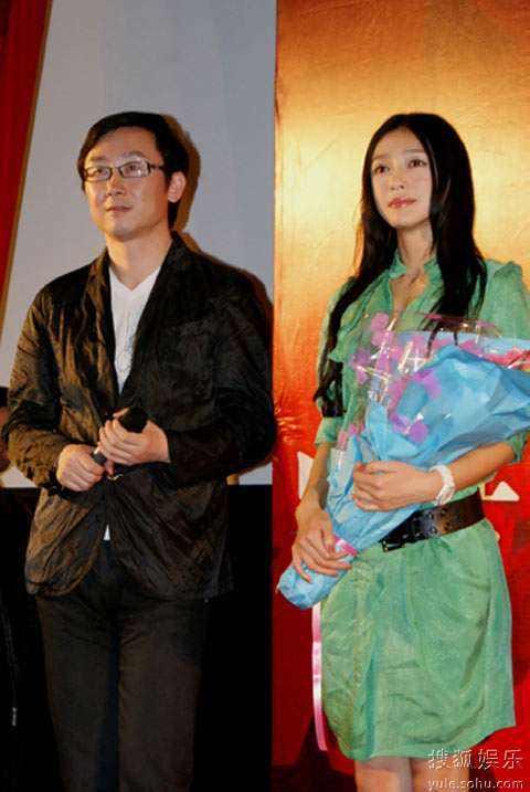 秦岚前男友黄晓明和陆川谁先谁后?秦岚现在 秦岚前男友黄晓明和陆川谁先谁后?秦岚现在