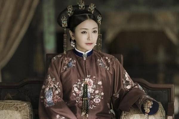 秦岚前男友黄晓明和陆川谁先谁后?秦岚现在 秦岚前男友黄晓明和陆川谁先谁后?秦岚现在