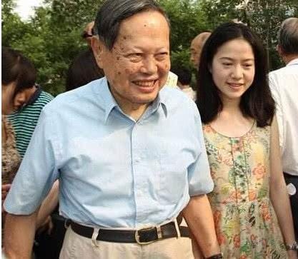 翁帆第一任丈夫图片,2019翁帆(翁帆的现任丈夫是谁) 翁帆第一任丈夫图片,2019翁帆(翁帆的现任丈夫是谁)