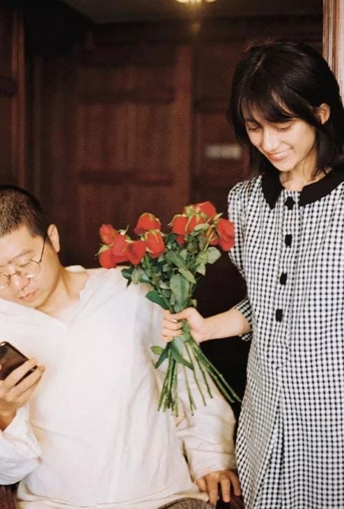 为何都嫁搞笑艺人,嫁到国外的女明(明星嫁外国人) 为何都嫁搞笑艺人,嫁到国外的女明(明星嫁外国人)