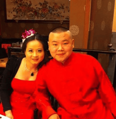岳云鹏老婆郑敏简历,岳云鹏晒娇妻素颜照片 本文共(1230字) 岳云鹏老婆郑敏简历,岳云鹏晒娇妻素颜照片 本文共(1230字)
