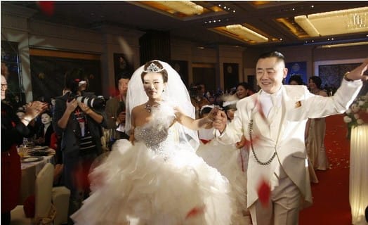周立波有多少资产?周立波是美国国籍吗站<(周立波为什么定居美国) 周立波有多少资产?周立波是美国国籍吗站<(周立波为什么定居美国)
