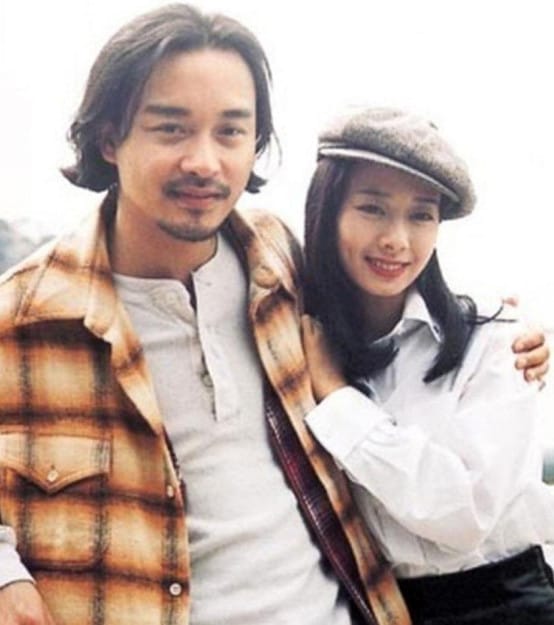 毛舜筠和张国荣有个女儿?张国荣面相的致命缺点是什么 本文共(838字) 毛舜筠和张国荣有个女儿?张国荣面相的致命缺点是什么 本文共(838字)