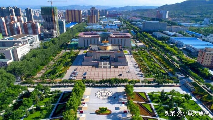 省会城市西宁市发展的怎么样（青海西宁人富裕吗）(图3)
