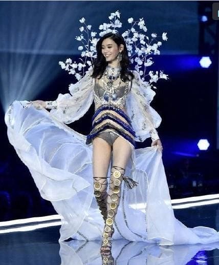 奚梦瑶有没有说过摔跤就退休?奚梦瑶维密秀 奚梦瑶有没有说过摔跤就退休?奚梦瑶维密秀