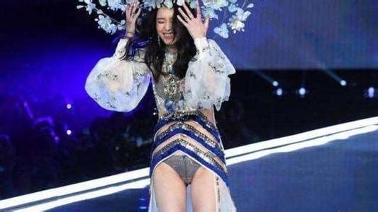 奚梦瑶有没有说过摔跤就退休?奚梦瑶维密秀 奚梦瑶有没有说过摔跤就退休?奚梦瑶维密秀