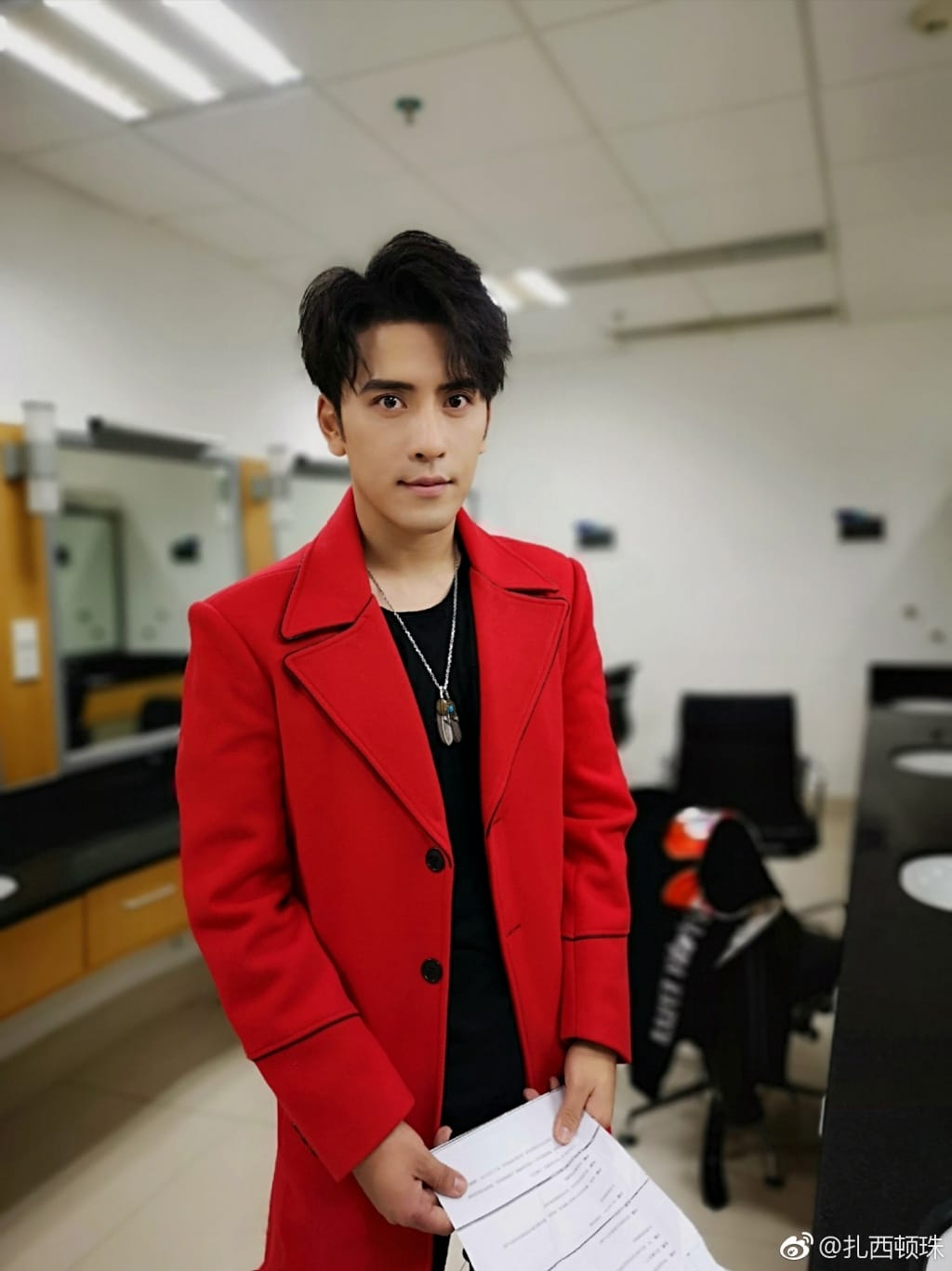 扎西顿珠为什么叫白骏?扎西顿珠结婚了吗他 扎西顿珠为什么叫白骏?扎西顿珠结婚了吗他