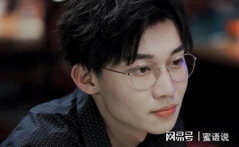 刘奕君儿子,我的前半生花絮,本文共(4548字) 刘奕君儿子,我的前半生花絮,本文共(4548字)