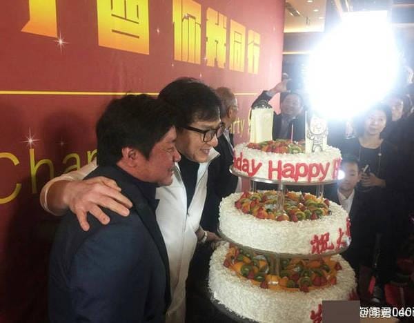 成龙60大寿,成龙60大寿演唱会(成龙六十岁寿宴晚会全程) 成龙60大寿,成龙60大寿演唱会(成龙六十岁寿宴晚会全程)