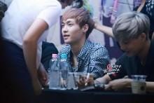 吴亦凡生日会，july吴亦凡在线(吴亦凡 july)