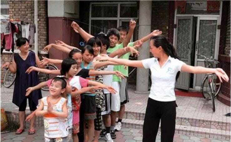 邰丽华会说话吗她是不是聋哑人,她为什么拒绝富商追求? 本文共(1033字) 邰丽华会说话吗她是不是聋哑人,她为什么拒绝富商追求? 本文共(1033字)