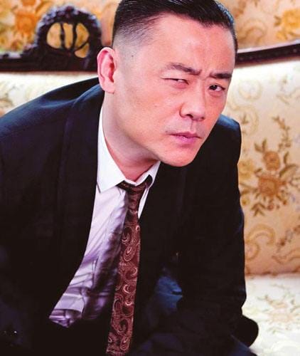 周立波与严顺开什么关系?严顺开徒弟都有谁 周立波与严顺开什么关系?严顺开徒弟都有谁