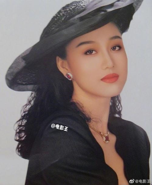 利智身高，李连杰真实身高(李连杰真实身高惊人)