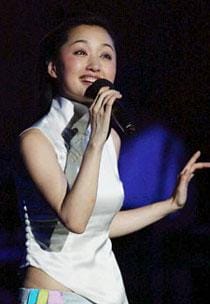 杨钰莹红楼,赖文峰(杨钰莹和赖文峰是哪一年) 杨钰莹红楼,赖文峰(杨钰莹和赖文峰是哪一年)