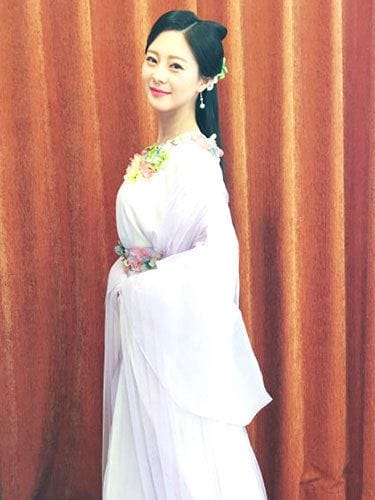 王汀,代乐乐(王乐乐助理) 王汀,代乐乐(王乐乐助理)