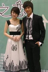 袁成杰和戚薇结婚了,戚薇接了几次婚,本文共(1863字) 袁成杰和戚薇结婚了,戚薇接了几次婚,本文共(1863字)