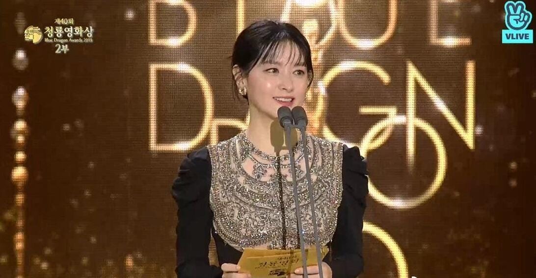 李英爱为什么叫氧气美女(李英爱近照) 李英爱为什么叫氧气美女(李英爱近照)