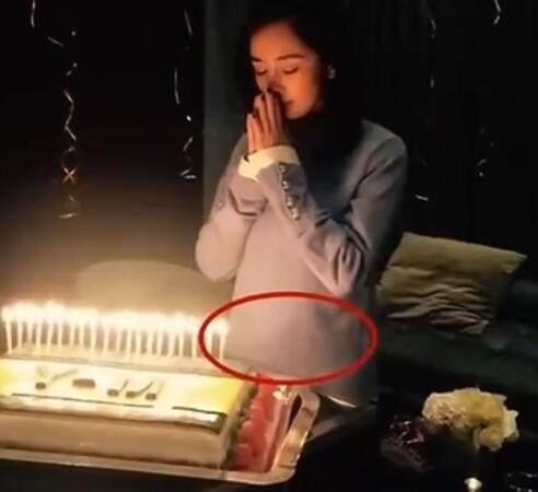 刘恺威宣布杨幂怀二胎,冯绍峰现任妻子是谁,本文共(2122字) 刘恺威宣布杨幂怀二胎,冯绍峰现任妻子是谁,本文共(2122字)