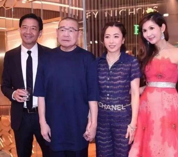 李嘉欣许晋亨,何超琼为什么不结婚(李嘉欣跟许晋亨结婚照) 李嘉欣许晋亨,何超琼为什么不结婚(李嘉欣跟许晋亨结婚照)