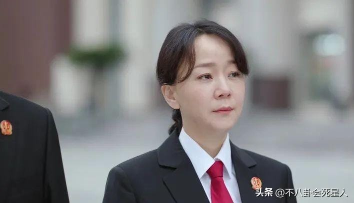 国内十大电视剧女演员（中国公认10大最美女星）(图18)