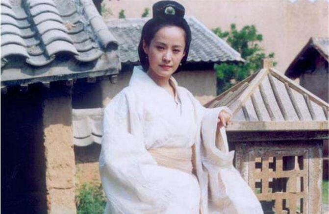剧雪和何群离婚后现任老公是王辉吗,剧雪年轻时的照片组图 本文共(1108字) 剧雪和何群离婚后现任老公是王辉吗,剧雪年轻时的照片组图 本文共(1108字)