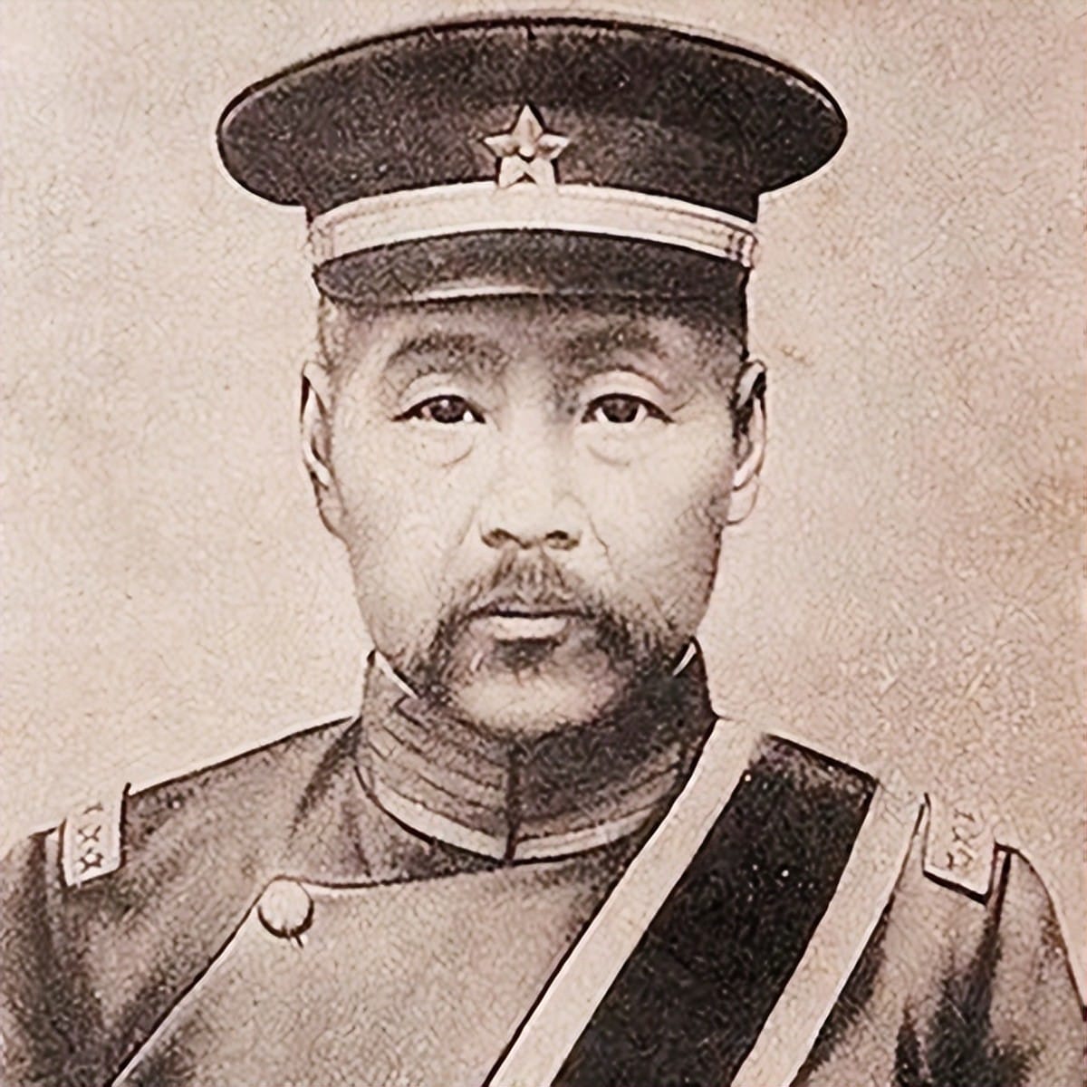 冯巩的曾祖父是大总统冯国璋（冯国璋和冯巩是什么关）(图2)