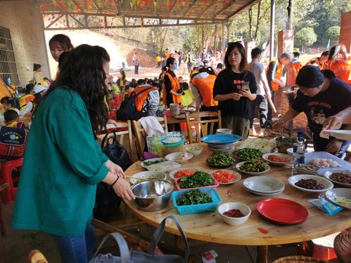 好友聚餐小游戏攻略(好朋友聚会游戏)