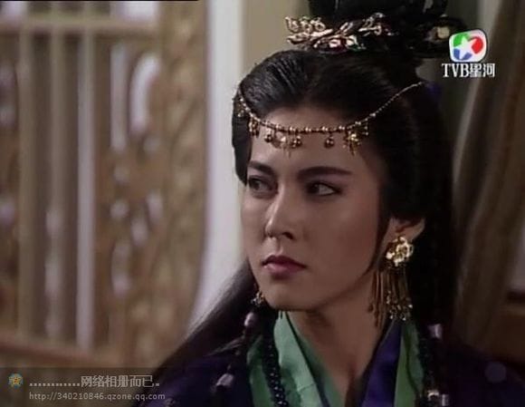 紫衫龙王李婉华性感照片 紫衫龙王李婉华性感照片