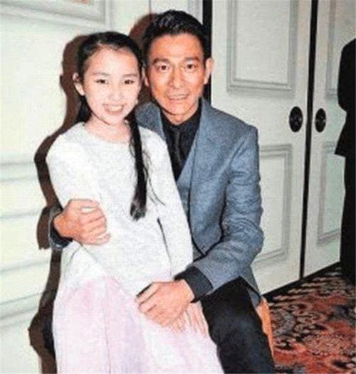 朱丽倩刘德华结婚照,朱丽倩现在生活照,本文共(2664字) 朱丽倩刘德华结婚照,朱丽倩现在生活照,本文共(2664字)